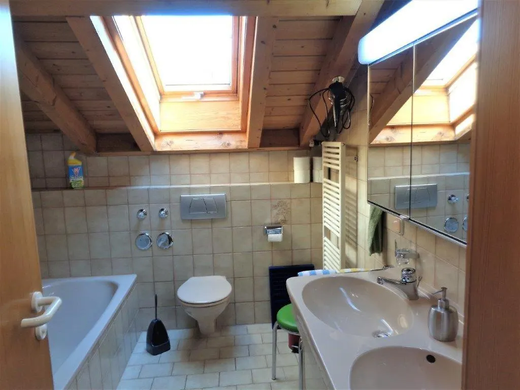 Haus Fellner**** Daire Brannenburg Almanya